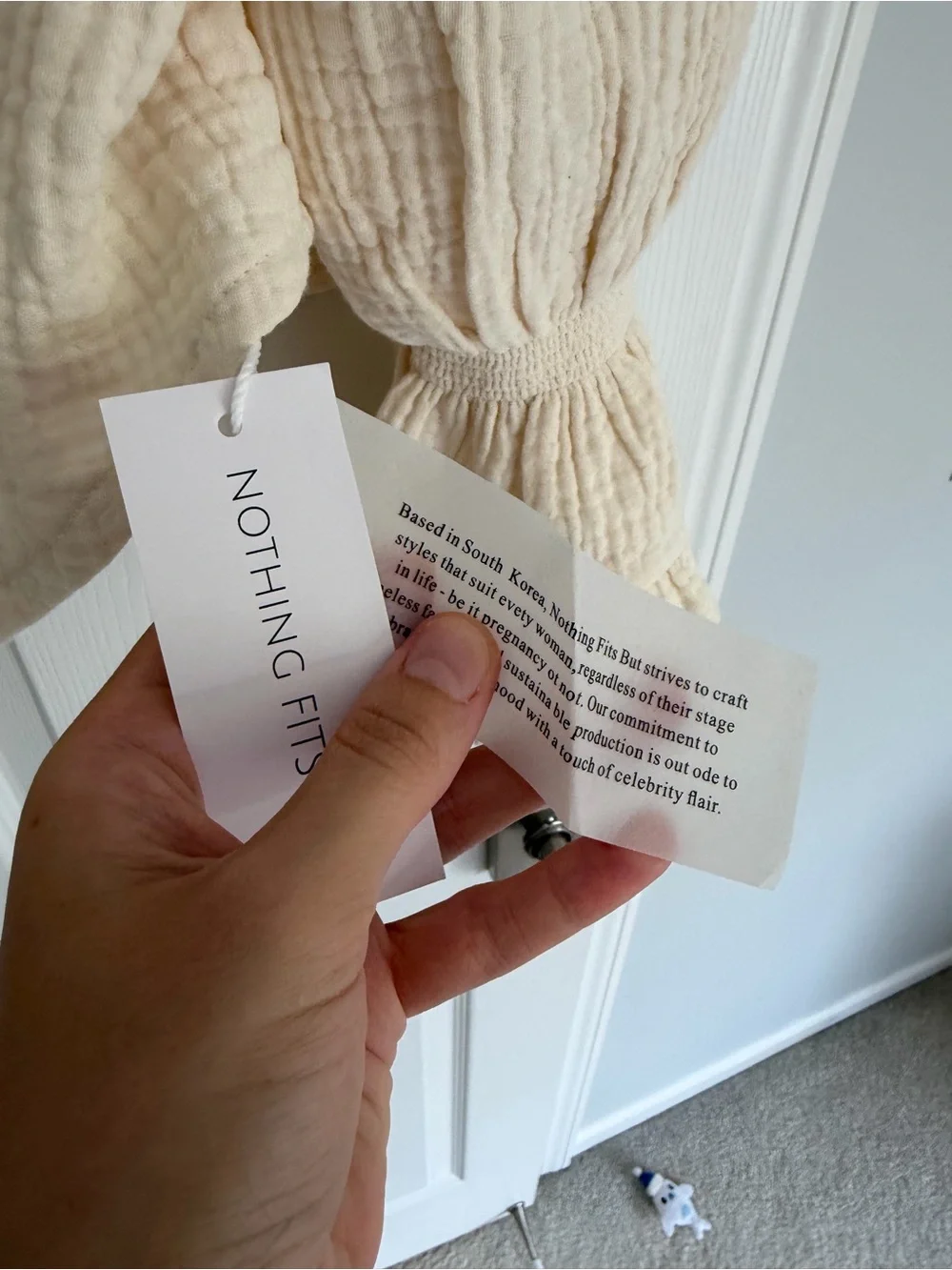 NWT Nothing Fits But Women's LUXE RUFFLED MUSLIN SET in Eggshell